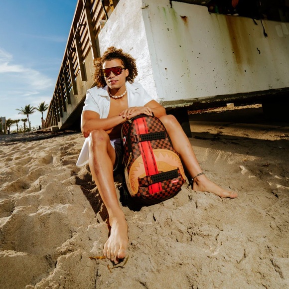 New! SPRAYGROUND Logo Henny Victory Lap Skateboard Strap Backpack - Picture 4 of 16